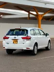 Toyota Corolla Fielder 2017 Hybrid White - 5