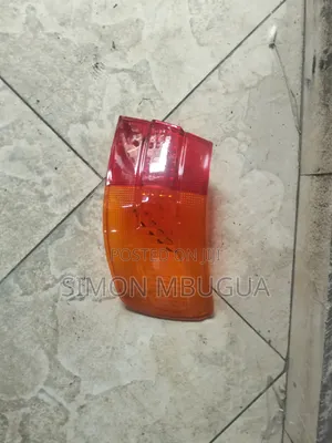 Toyota Premio Nyoka 1999 Lens ya Taillight