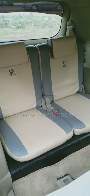 Vifuniko vya Viti Beige vya Toyota Isis