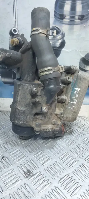 Oil Cooler ya Nissan X-Trail T31 (Injini ya M9R Diesel)