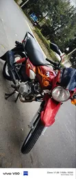 TVS HLX Plus ES 2025 Red - 1