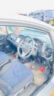Honda Fit 2011 Silver - 3