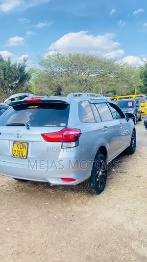 Toyota Corolla Fielder 2016 Nyeupe