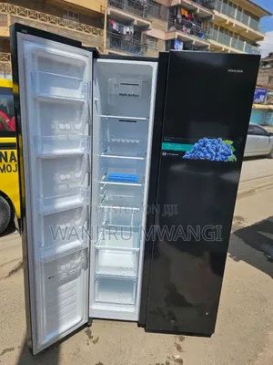 Hisense Fridge Mlango Mbili Imetunzwa Vizuri