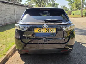 Toyota Harrier 2.0 SUV ya Kifahari 2015 Nyeusi