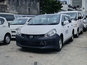 Nissan Advan 2019 Off White