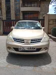 Nissan Tiida 1.5L 16V 2010 Gold - 1