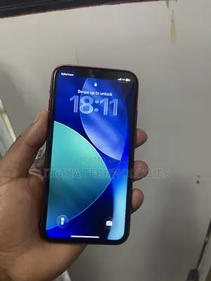 Apple iPhone 11 128GB Nyekundu