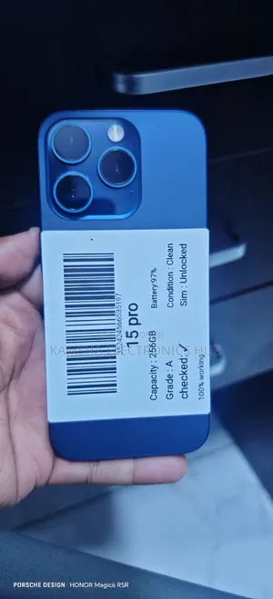 Apple iPhone 15 Pro 256GB Bluu