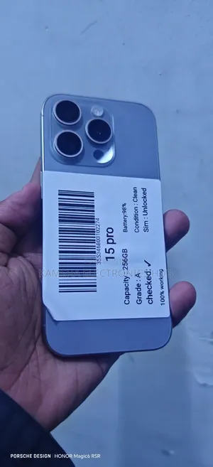 Apple iPhone 15 Pro 256GB Graphite (Iliyo tumika)