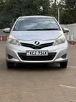 Toyota Vitz 2013 Silver - 2