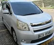 Toyota Noah 2009 Silver - 5