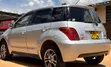 Toyota IST 2004 Nyeupe - 3