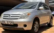 Toyota IST 2004 Nyeupe - 4