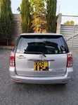 Toyota Raum 2009 Nyeupe - 1