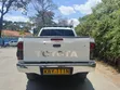 Toyota Hilux 3.0 D-4D 4x4 2015 Nyeupe - 5
