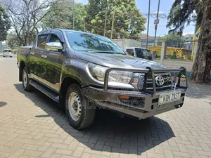 Toyota Hilux Revo Double Cab 2.8 Diesel AWD 2017 Gray