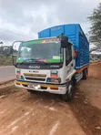 Treni ya Isuzu FRR 33 ya Dizeli ya Mwongozo - 5