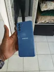 Samsung Galaxy S21+ 5G 128GB Nyeusi - 2