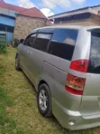 Toyota Noah 2005 Gold - 1