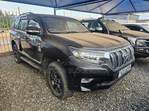 Toyota Land Cruiser Prado 2.7i 2010 Nyeusi