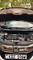 Honda Vezel 1.5 Hybrid SUV 2019 Nyeupe - 5