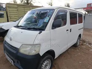 Toyota TownAce 2010