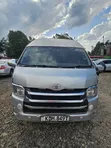 Toyota HiAce 2015 Nyeupe - 1