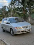 Toyota Ipsum 2000 Silver - 2