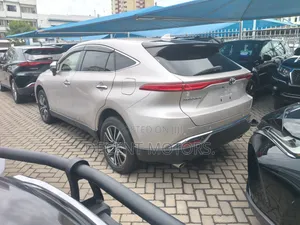 Toyota Harrier 2.0 2020 Silver