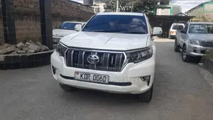 Toyota Land Cruiser Prado 2009 Nyeupe