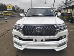 Toyota Land Cruiser V8 2008 White