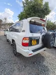 Toyota Land Cruiser 2005 White - 3
