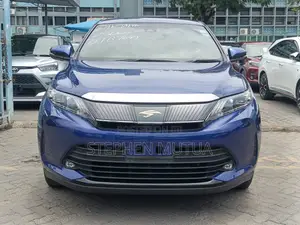 Toyota Harrier 2.0 2019 Bluu