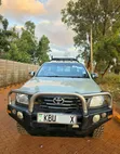 Toyota Hilux 2012 Silver - 3