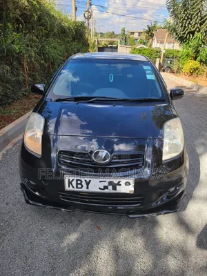 Toyota Vitz 2009 Blue