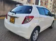 Toyota Vitz 1.3 FWD 5dr 2013 Nyeupe - 4