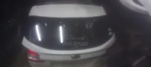 Subaru Legacy Tailgate