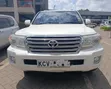 Toyota Land Cruiser VX 2013 White - 2