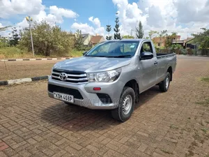 Toyota Hilux 2017 Single Cabin