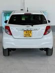 Toyota Vitz 1.0 FWD 5dr Hatchback 2012 White - 4